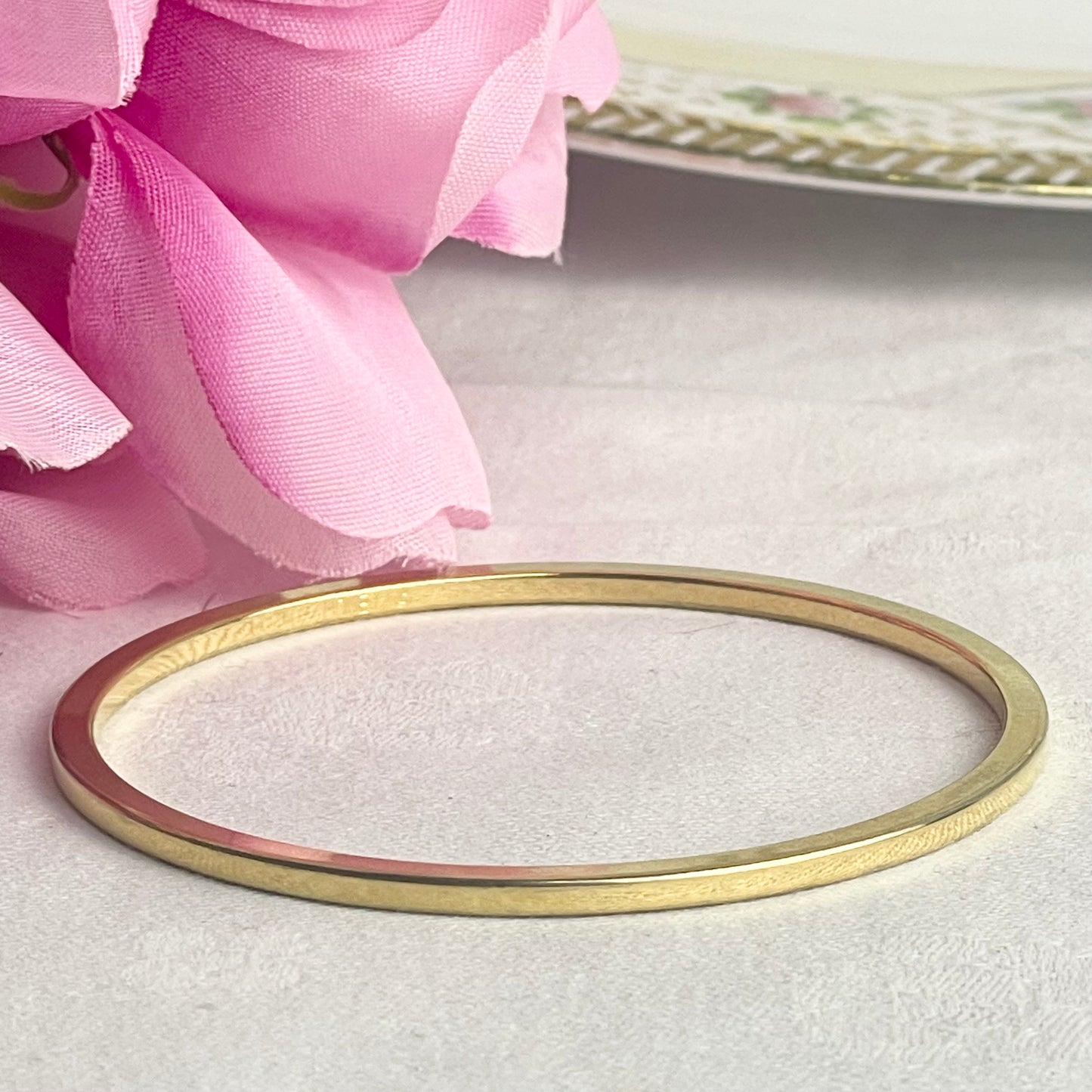 Vintage Signed Monet Gold Tone Bangle Bracelet